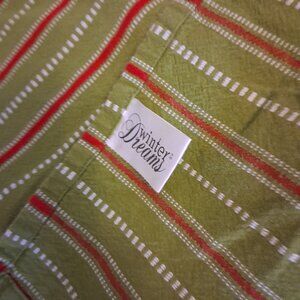 Winter Dreams 100% cotton Tablecloth 84 x 56 inches